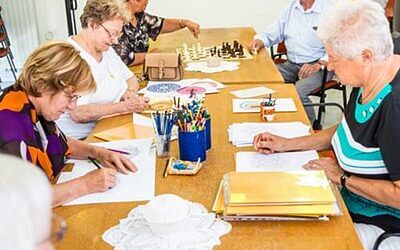 ¿Cómo es la vida en una residencia de ancianos?
